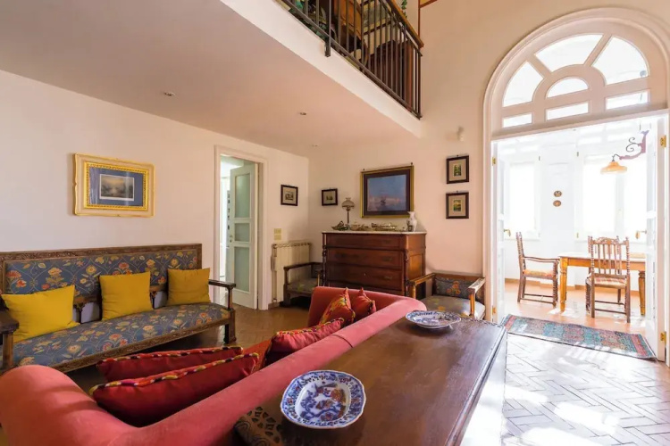 Residenza Capano Charming House by Napoliapartments