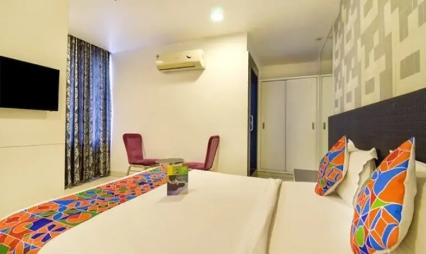 Fabhotel Singh Suites