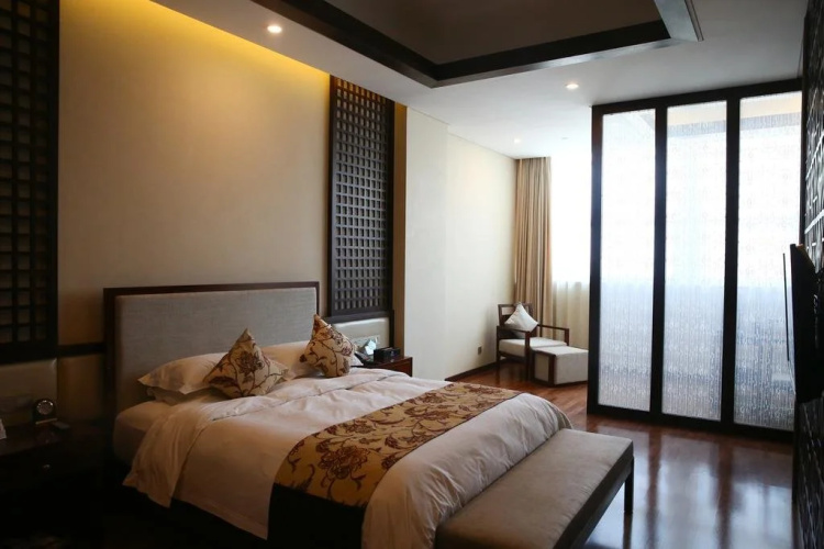 Jin Ding Hotel