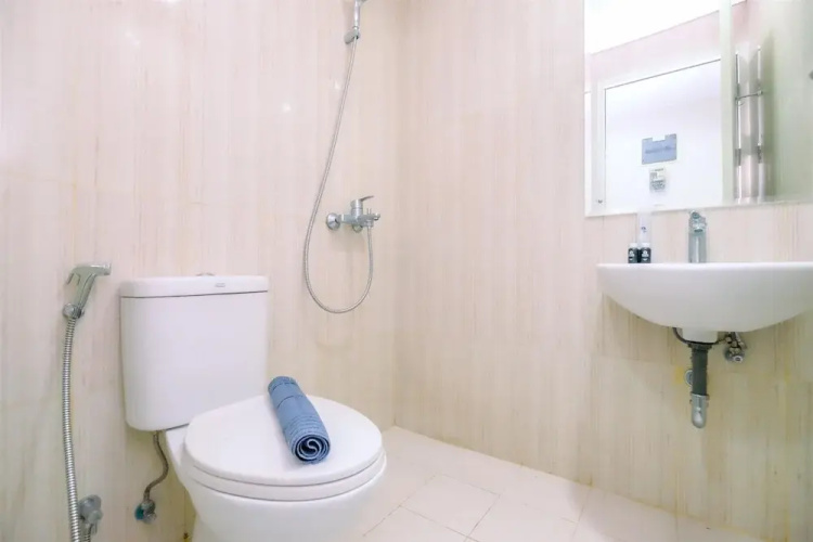 Cool and Warm Studio at Sentul Tower Apartment