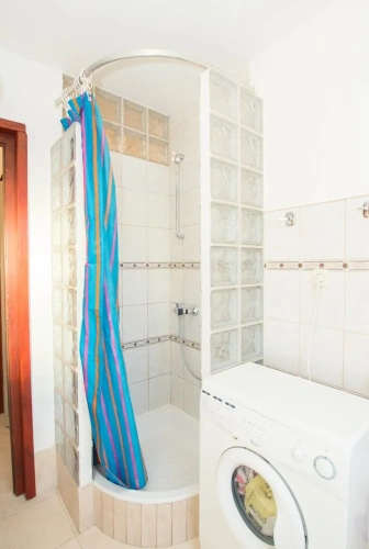 3 Bedrooms Apartment