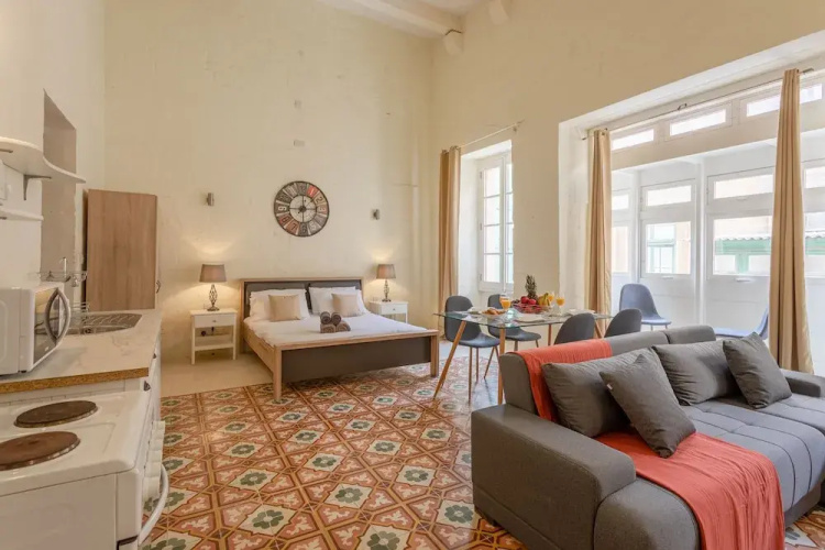 Historic Valletta Private Houses