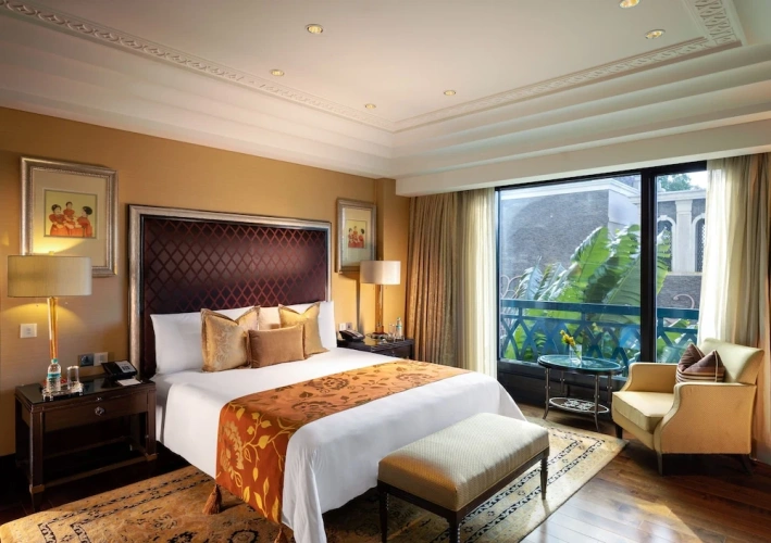 1 Bedroom Royal Suite