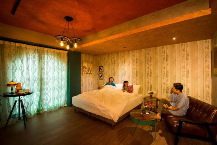 Fly Inn Yilan