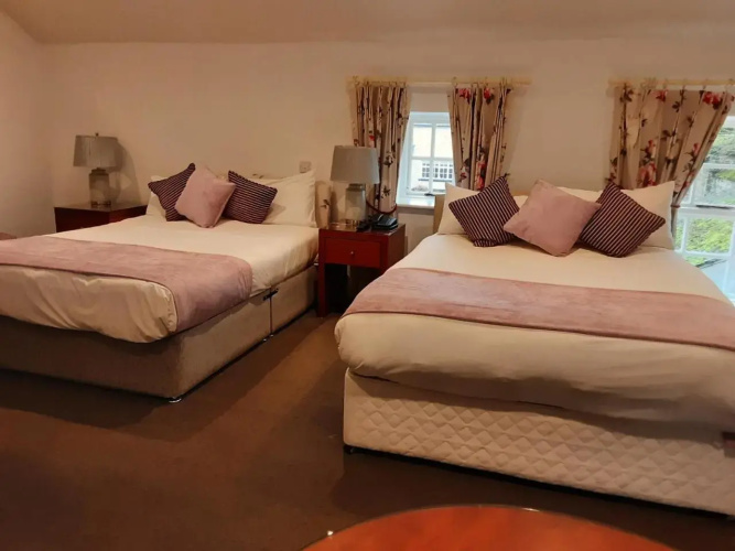 Liffey Valley House Hotel