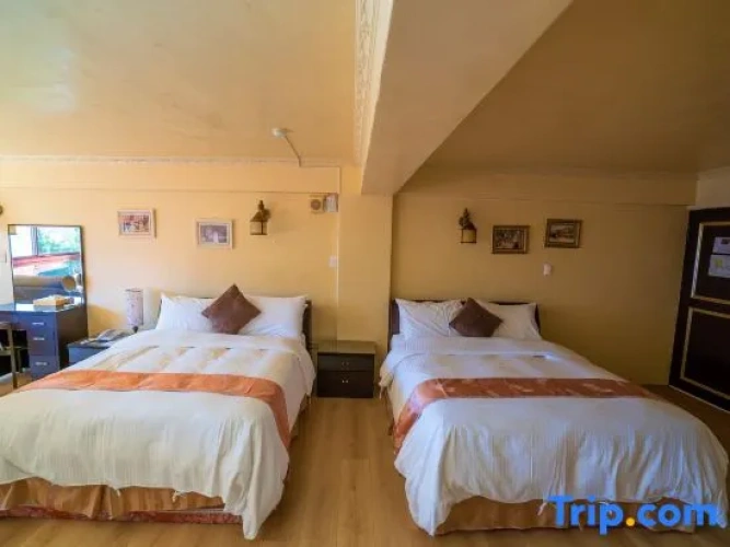 Classic Quadruple room