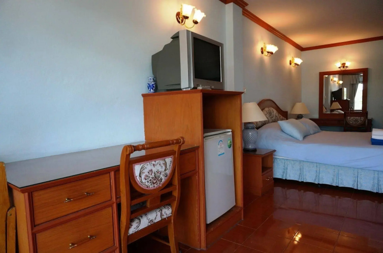 Dee-Lek Guesthouse and Restaurant