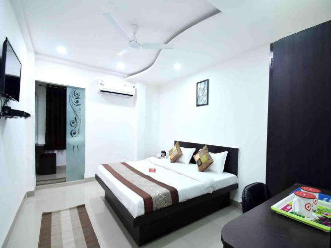 Collection O 3815 Hotel Jaisingh palace