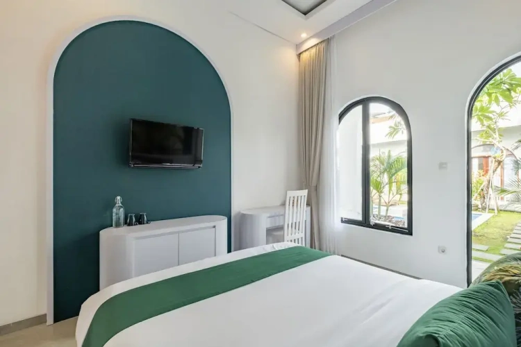 Superior room