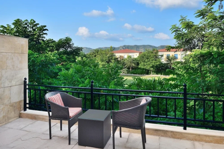 Grand Quadruple Villa with balcony and with view