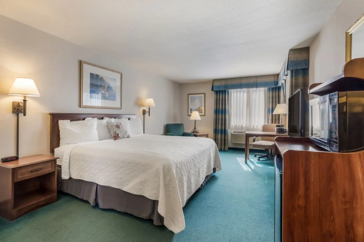 Best Western Baraga Lakeside Inn