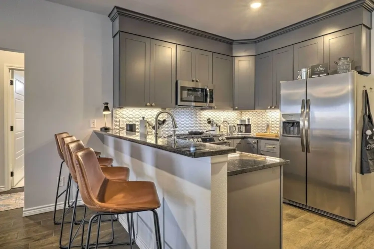 2 Bedrooms Apartment