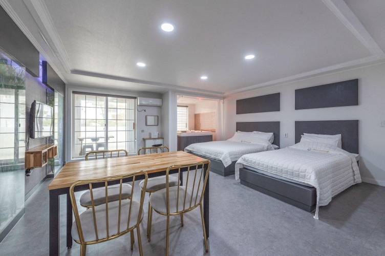 Guest rooms