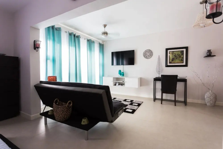The Luxury Studio at the Sullivan