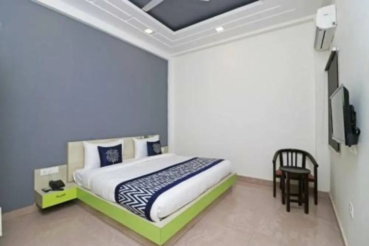 Hotel Loto - Sector 15