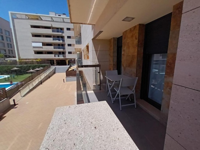 3 Bedrooms Apartment