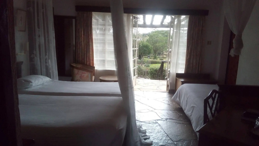 Jacaranda Lake Elementaita Lodge