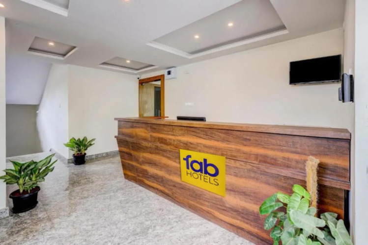 Fabhotel Tej