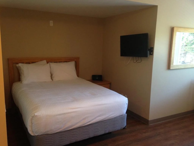 Thornton Motel