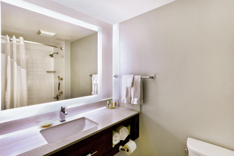 Holiday Inn Miami West - Airport Area photo 9