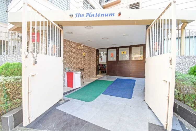 Townhouse 727 Hotel The Platinum