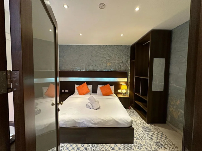 MyTravel House