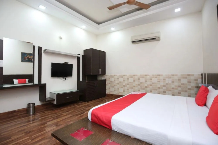 Hotel RC Residency