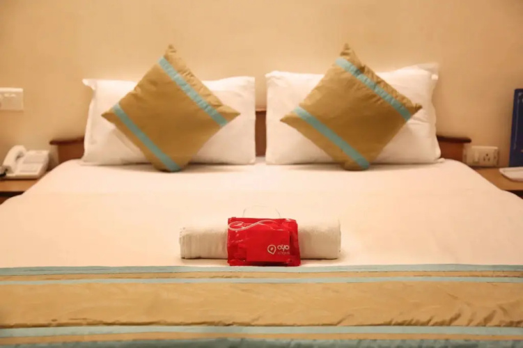 Iris Hotel