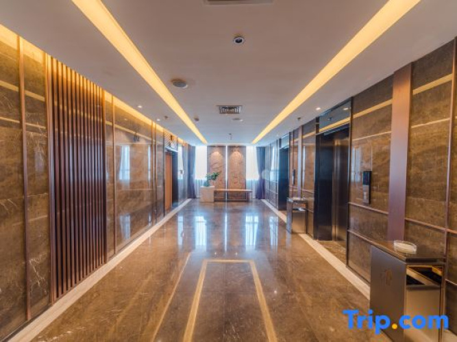 Ustay Hotel