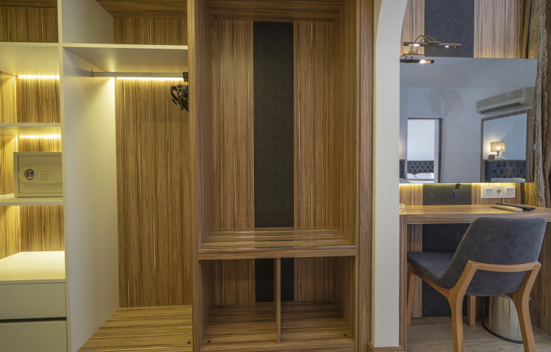 Kleopatra Celine Hotel