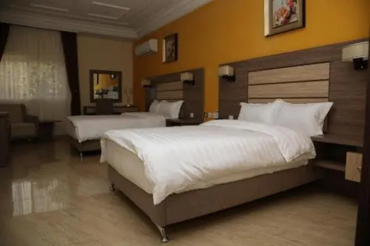 Consort Luxury Suites