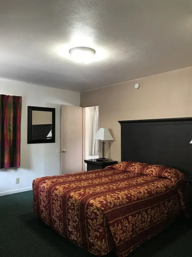 Townhouse Motel