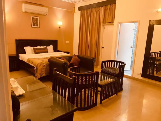 Hotel Glitz