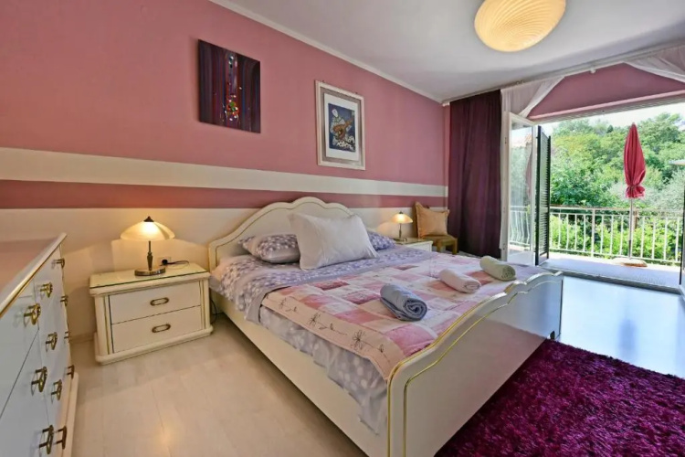 Apartments Laguna