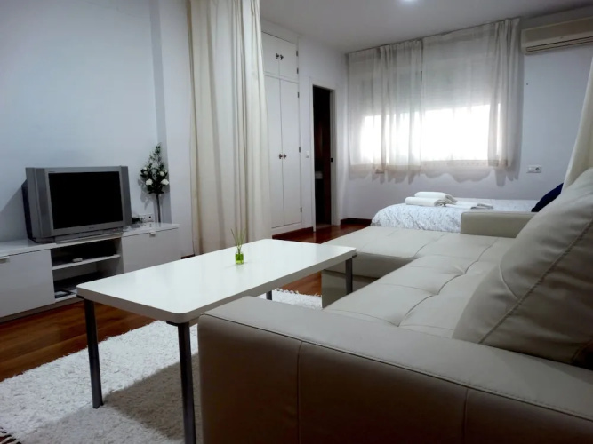 Laportilla Apartments by JITKey