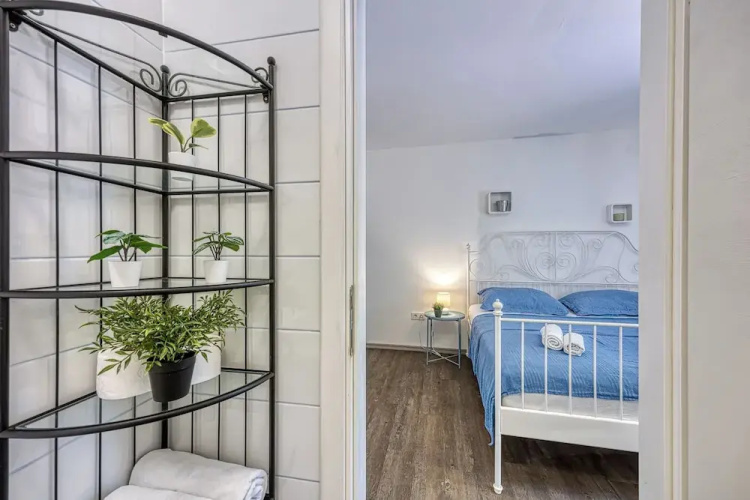Blue Studio Apartment