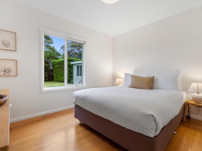 3 Bedrooms Cottage