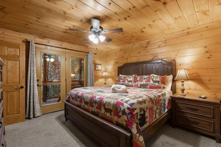 Cozy Bear Lodge by Jackson Mountain Rentals