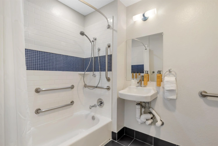 1 Bedroom Double Suite