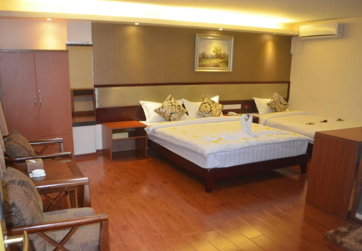 Good Luck Hotel