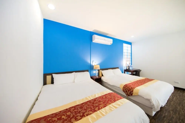 Deluxe Quadruple room