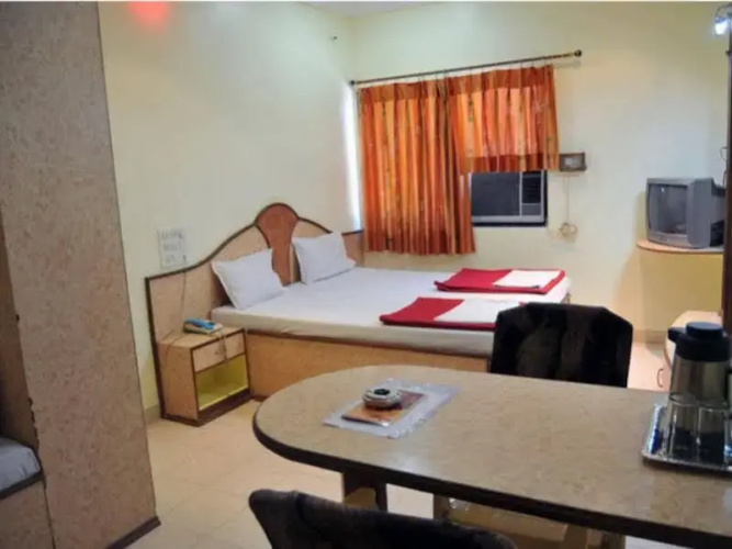 hotel Aaditya Palace