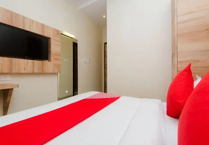 Hotel Sai Suites by Oyo Rooms