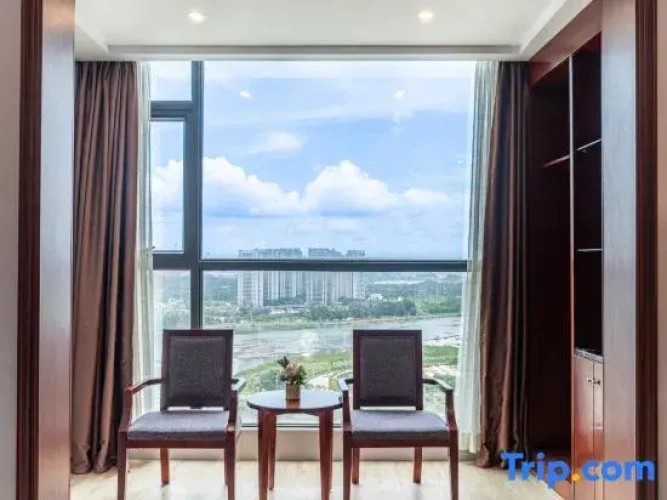 Family Suite with ocean view