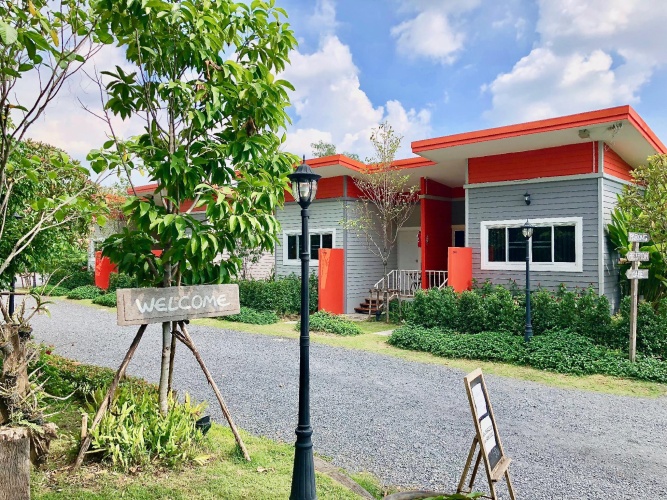 Double Cottage