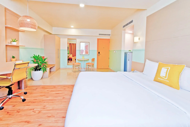 Bloom Hotel - Indiranagar