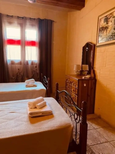 Economy Twin room