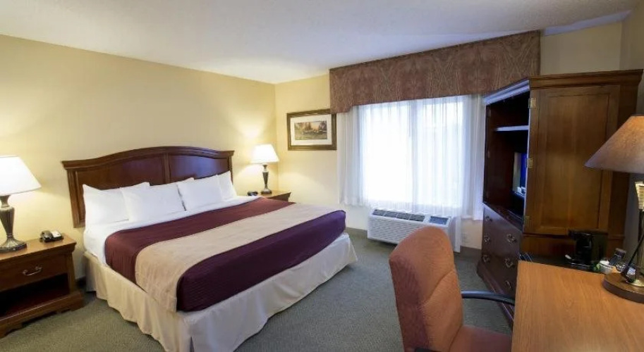 Swan Lake Resort