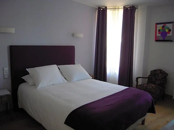 Standard Double Basement room