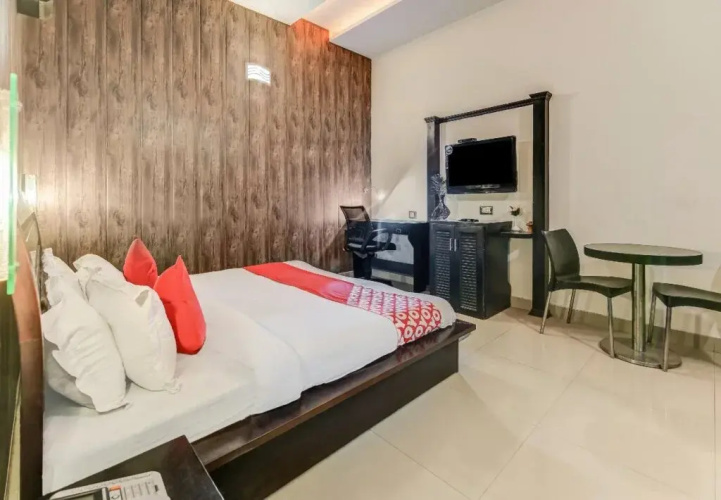 Hotel Deep by OYO Rooms